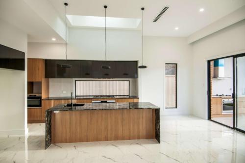 26 Edwin St__10-resized
