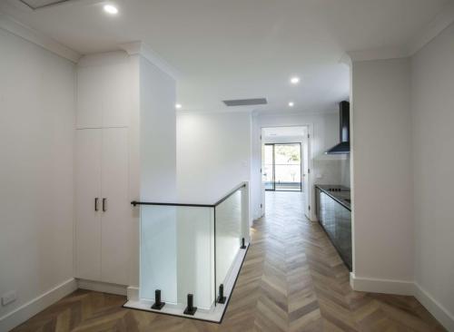 26 Edwin St__13-resized